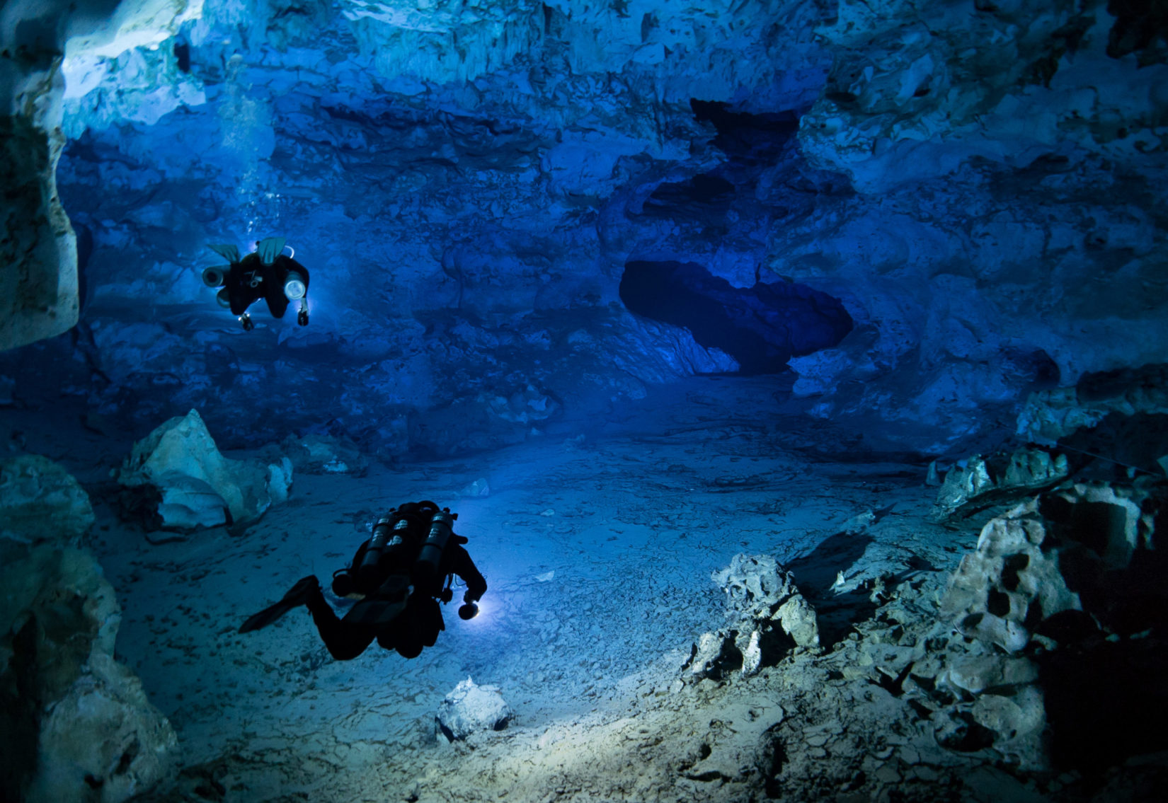 Bigblue Dive Lights Advanced Underwater Dive Lights
