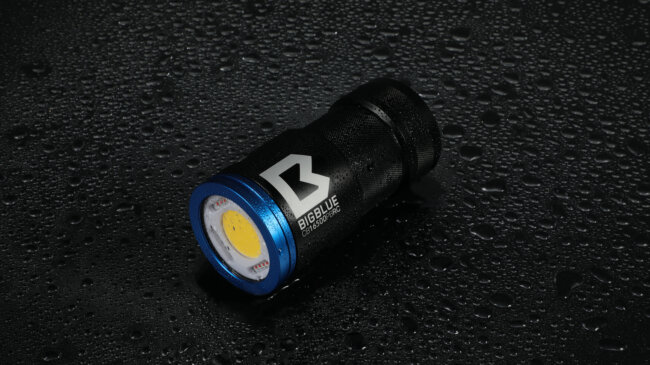 16,500-Lumen Video Light – Remote Control Ready – Built-In Blue