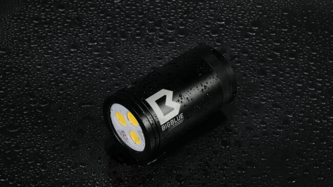 33,000-Lumen Warm-White Video LightSKU: CB33000P – Bigblue Dive Lights