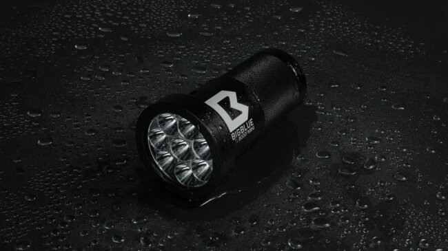 8000-Lumen Narrow-Beam Tech Light-MiniSKU: TL8000P-Mini – Bigblue