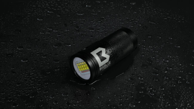 9000 Lumen Tri-Color Video LightSKU: VL9000P-TC – Bigblue Dive Lights